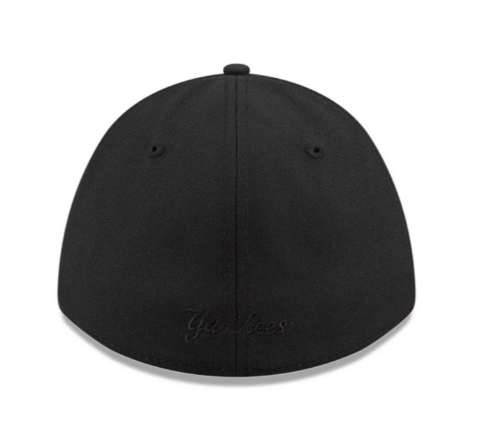 New York Yankees All Black M-Crown AFrame 39THIRTY