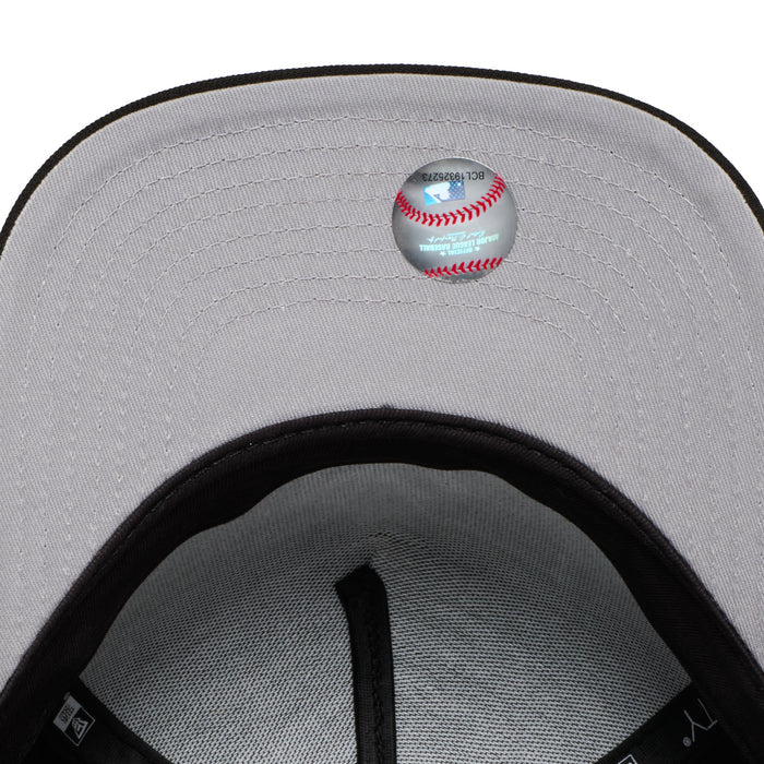 New York Yankees All Black with Statue 950 AFrame 99 WS Snap Back