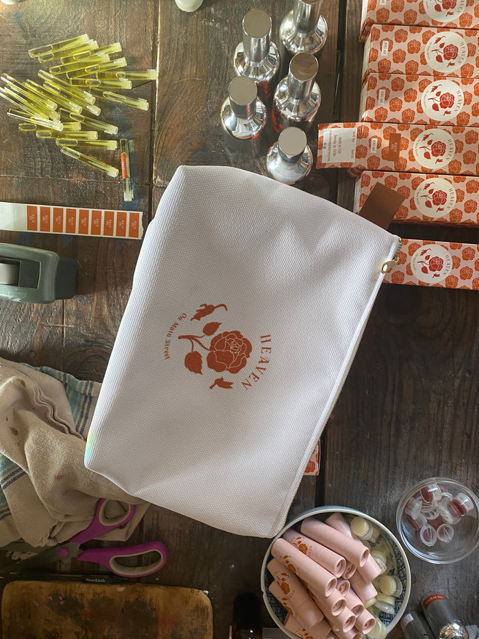 LARGE TOILETRY BAG WHITE