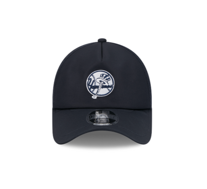 New York Yankees Navy 950 Apex Adjustable Snap Back