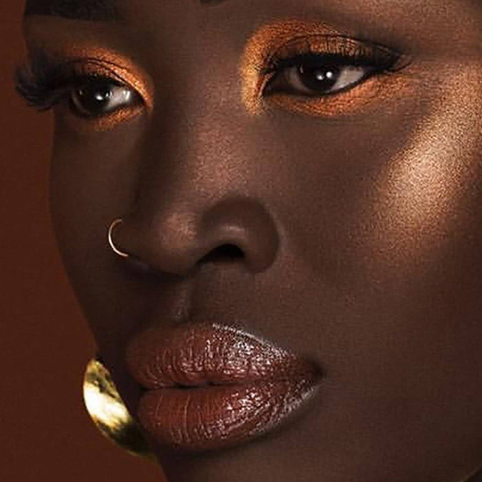 The Royalty I & II Loose Highlighter