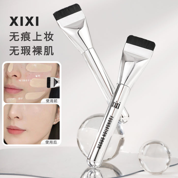 xixi - Flat Head Foundation Brush