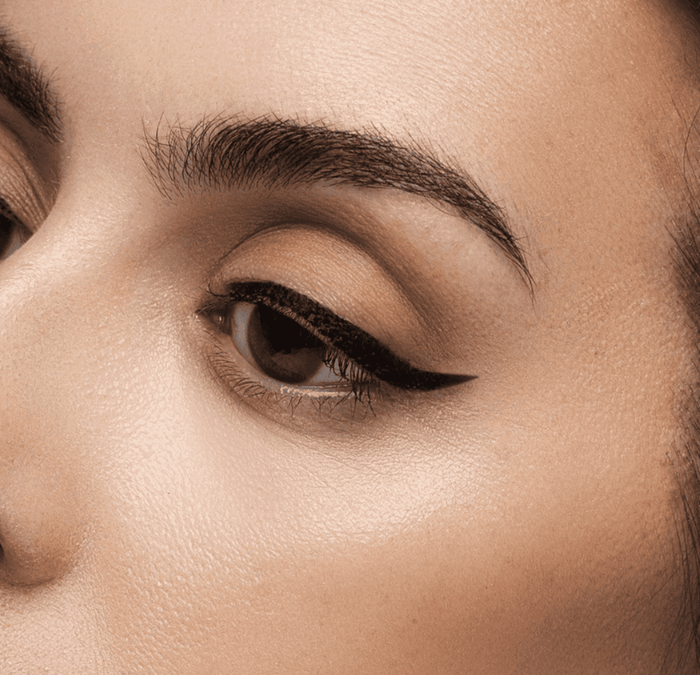 Zorah Black Liquid Liner